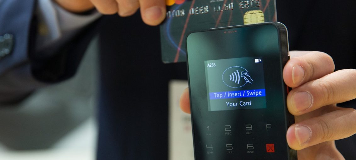 going cashless reasons for going cashless with credit cards
