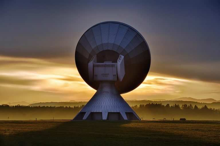 Starlink Secures $17B EchoStar Deal to Power Global Direct-to-Cell Service