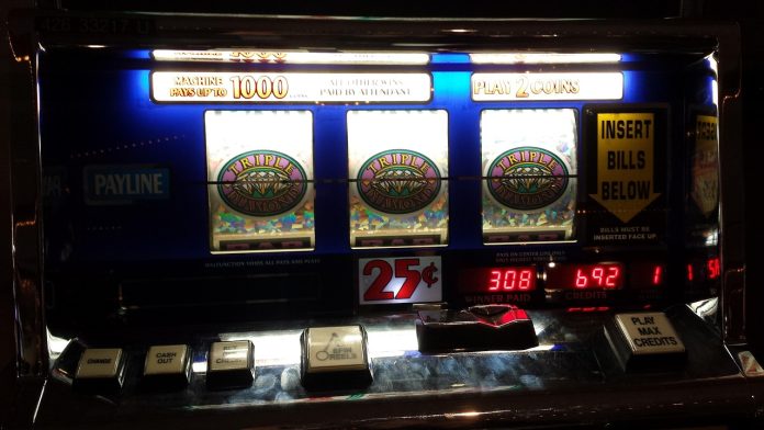 How to Protect Yourself While Playing Online Slots