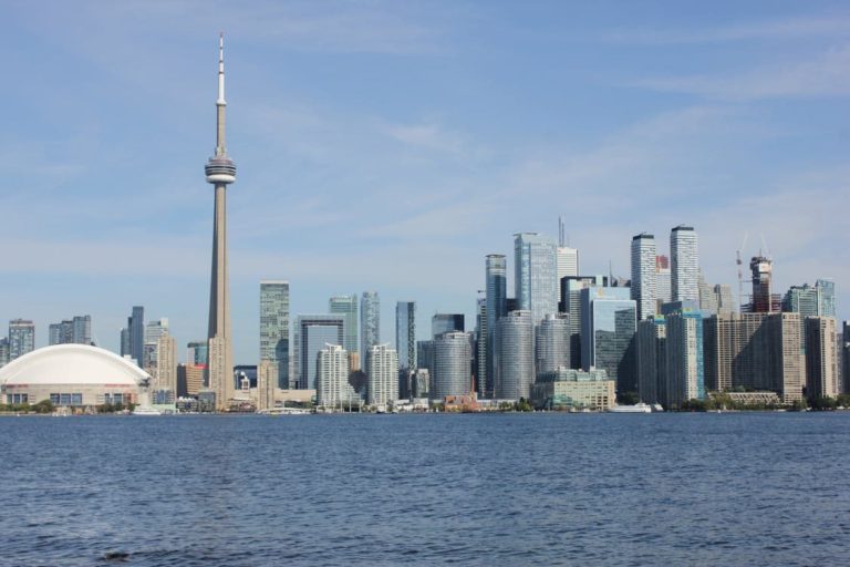 Business for Sale in Greater Toronto Area, Canada: A Complete Guide for Buyers and Investors